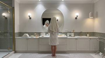 Why your bathroom mirror keeps fogging up