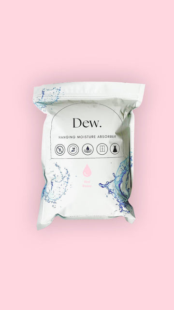 RED ROSES | HANGING MOISTURE ABSORBER - Dew.